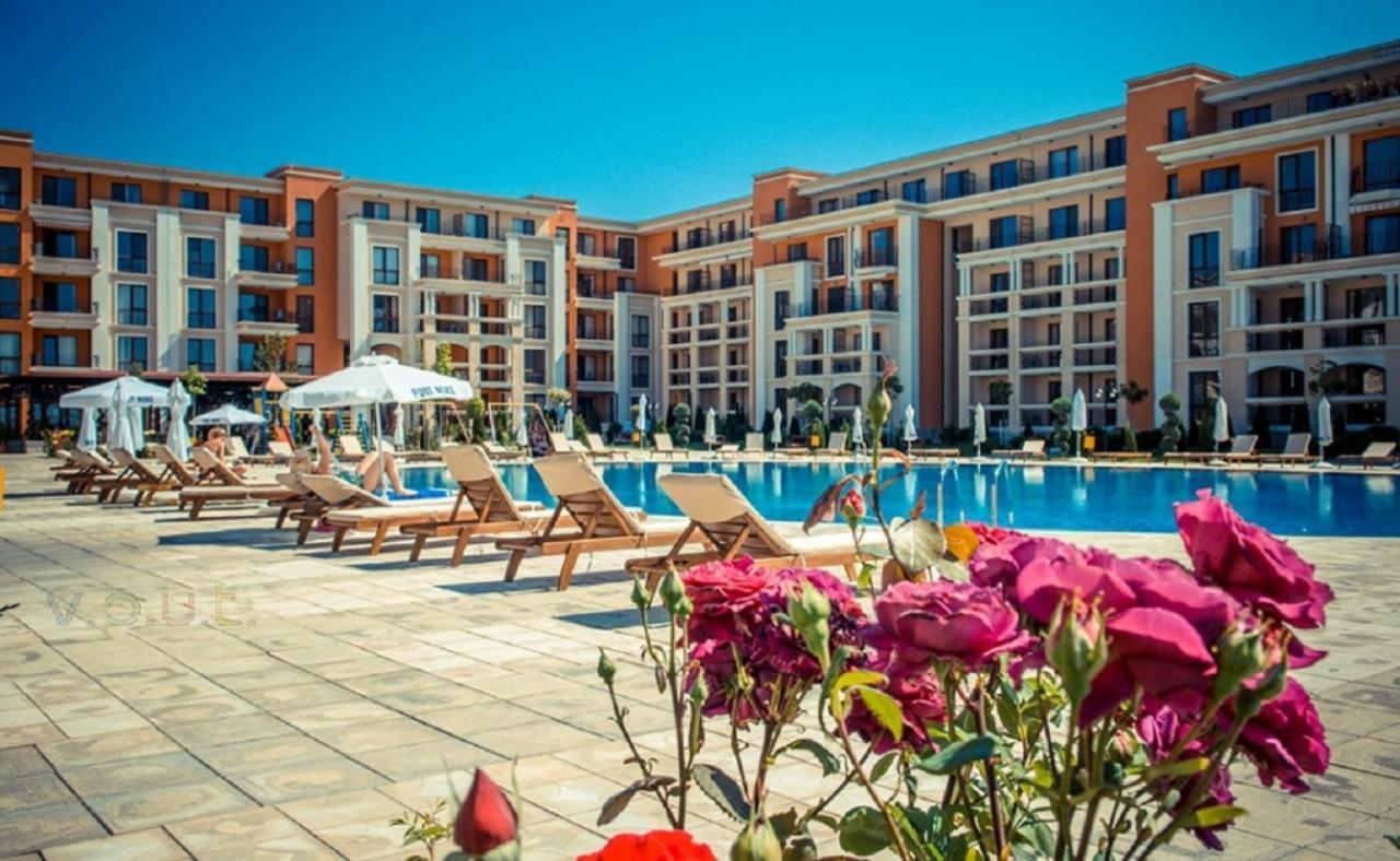 Sea View Apartment Prestige Fort Beach , Premier Fort Beach Свети Влас Екстериор снимка