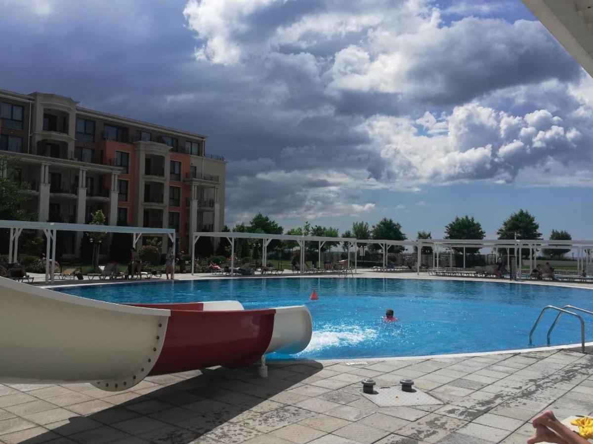 Sea View Apartment Prestige Fort Beach , Premier Fort Beach Свети Влас Екстериор снимка