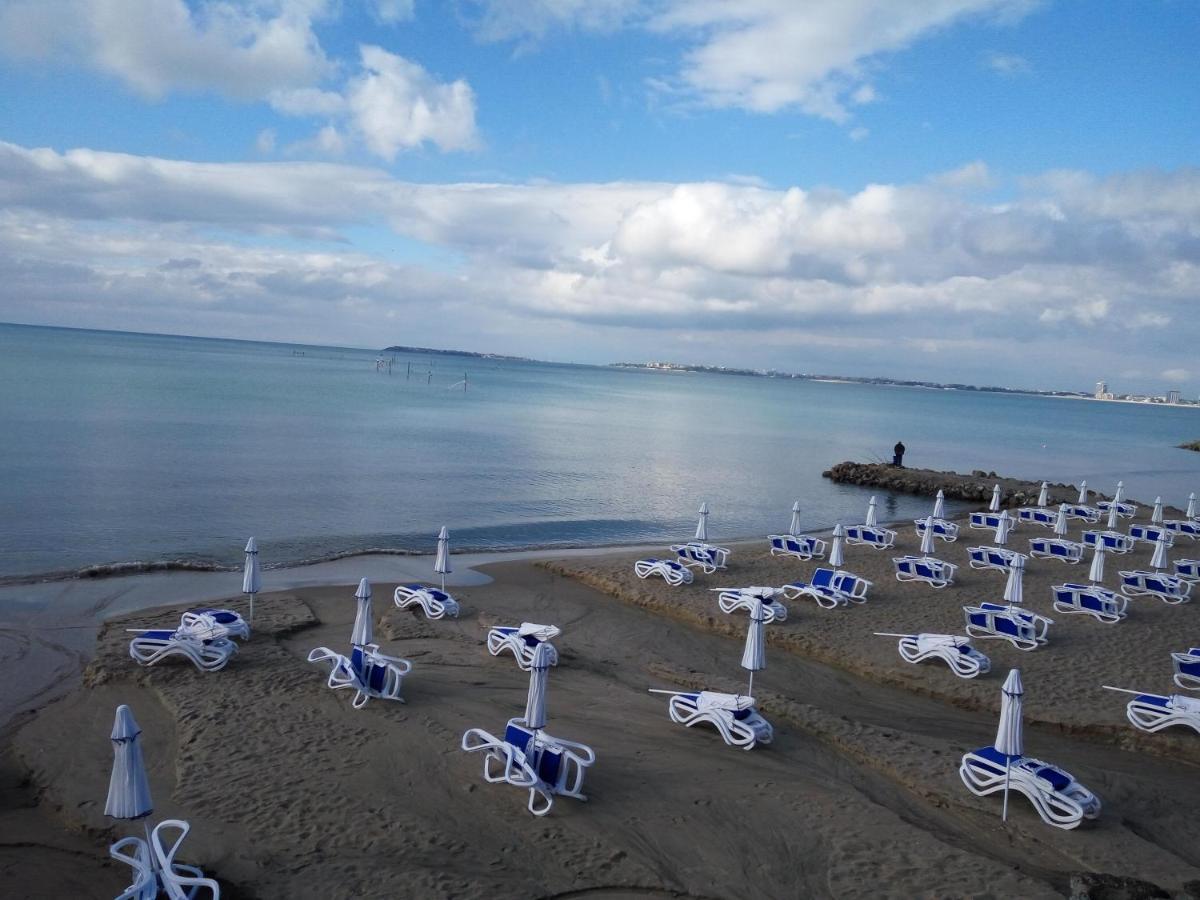 Sea View Apartment Prestige Fort Beach , Premier Fort Beach Свети Влас Екстериор снимка