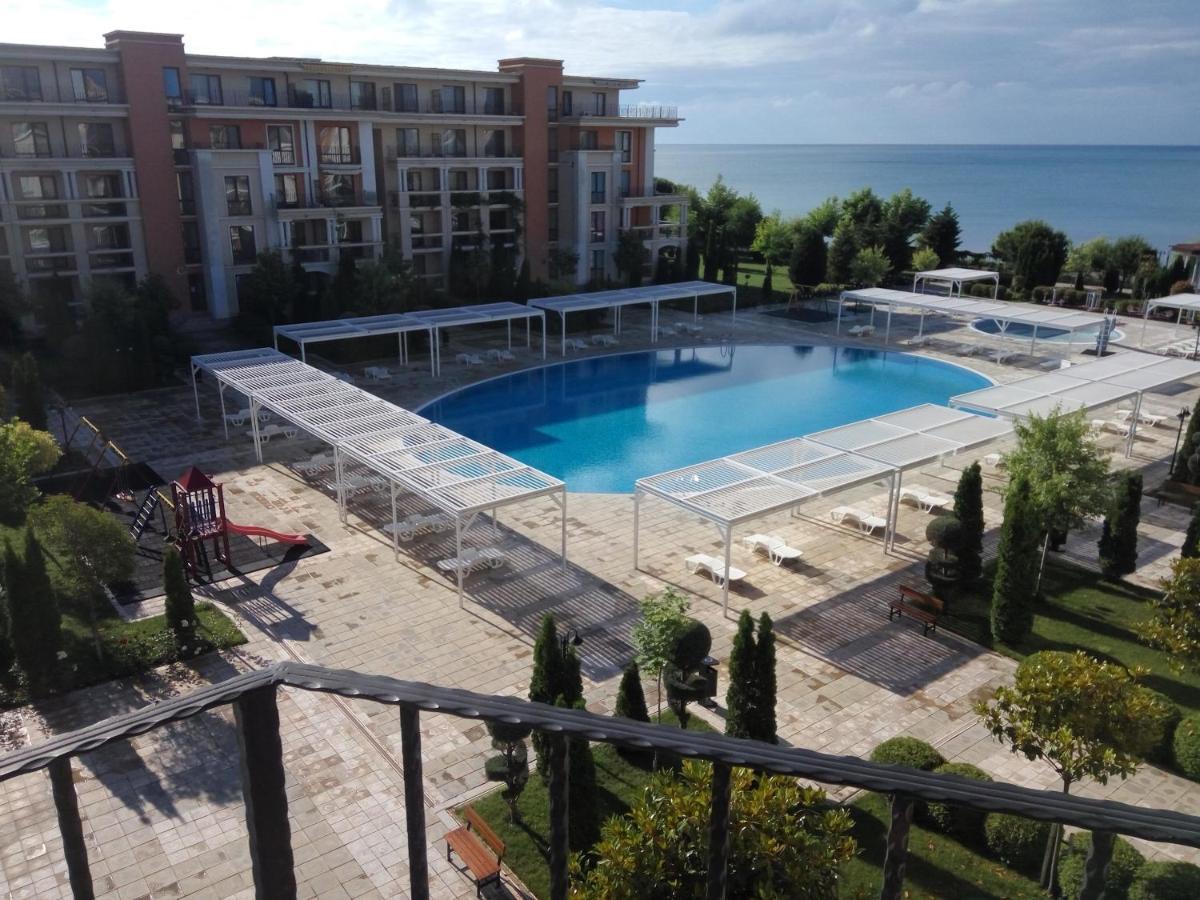 Sea View Apartment Prestige Fort Beach , Premier Fort Beach Свети Влас Екстериор снимка