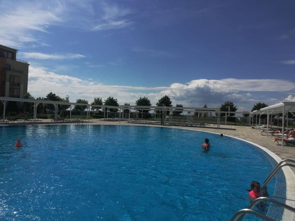 Sea View Apartment Prestige Fort Beach , Premier Fort Beach Свети Влас Екстериор снимка