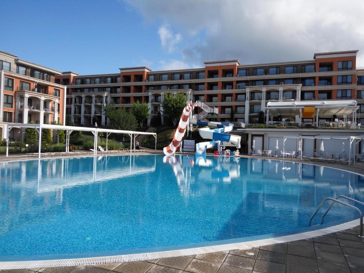 Sea View Apartment Prestige Fort Beach , Premier Fort Beach Свети Влас Екстериор снимка